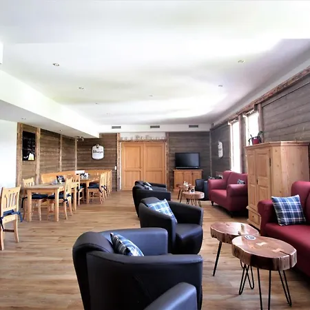 Hotel Ruhiges Doppelzimmer Im Ahornhof *
