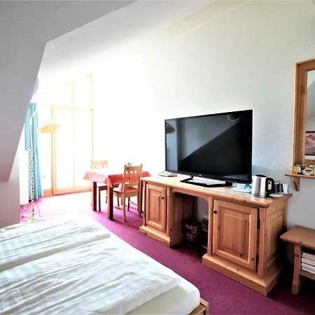 Ruhiges Doppelzimmer Im Ahornhof Hotel